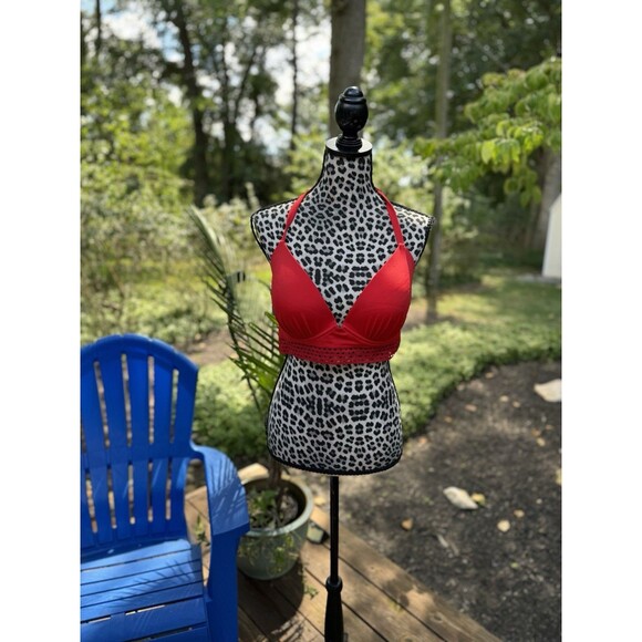 Women's Elastic Trim Triangle Bikini Top Shade & Shore Red size 38D Halter New - Picture 7 of 13